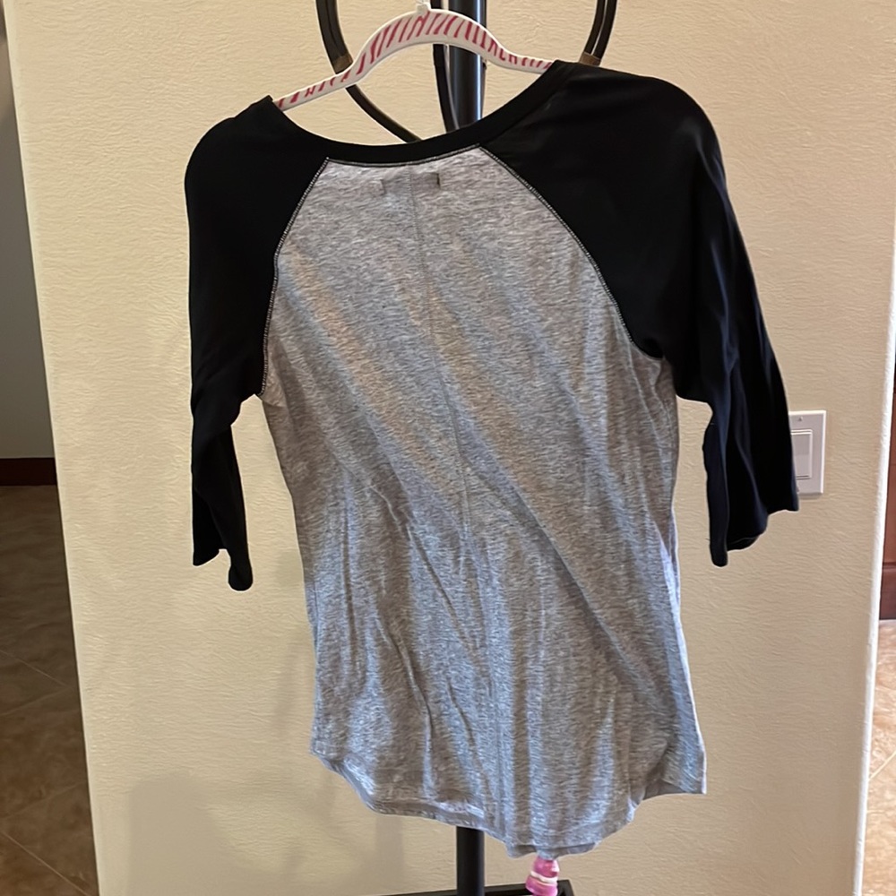 Fox shirt - Picture 3 of 3